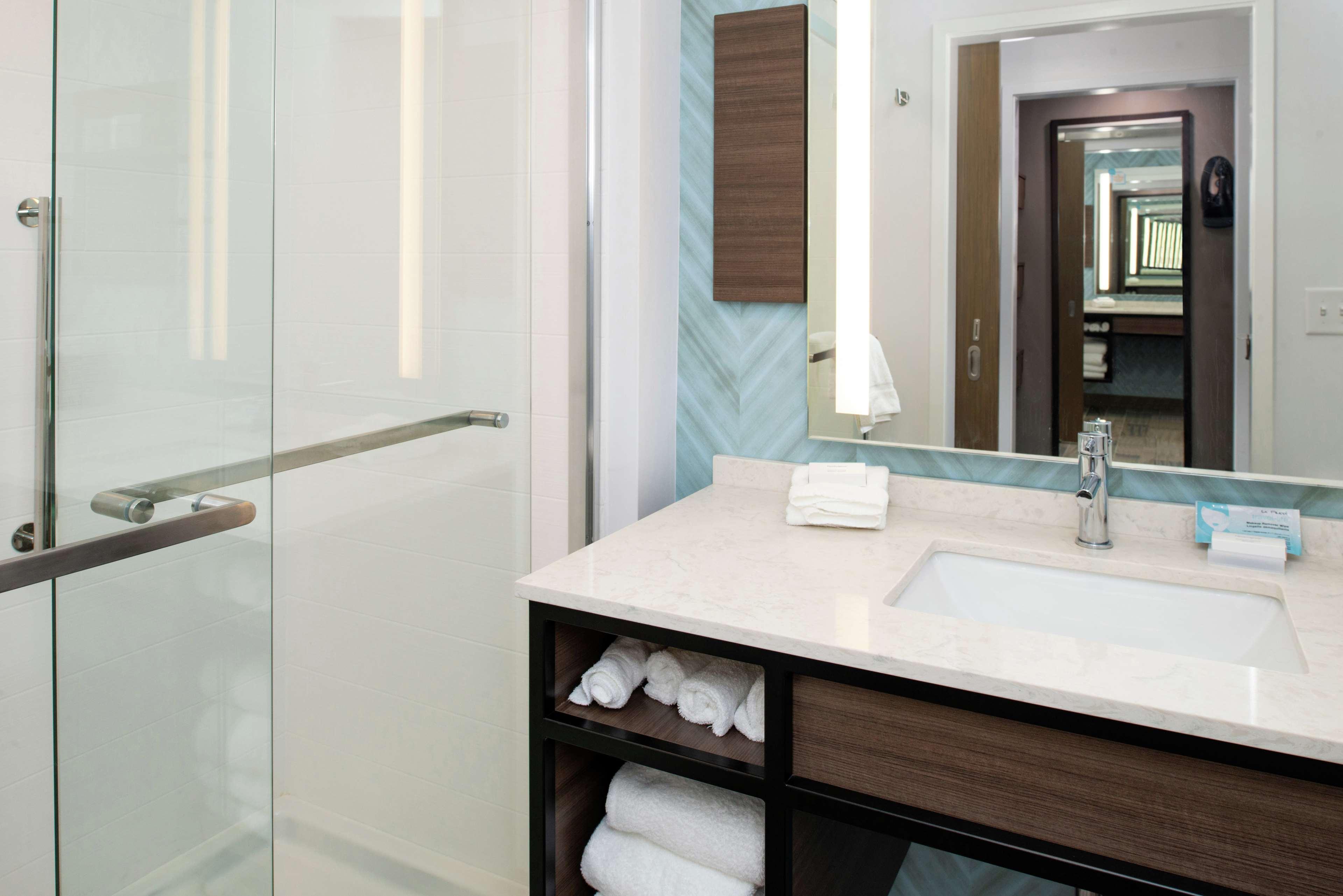 Hilton Garden Inn Gallatin Esterno foto